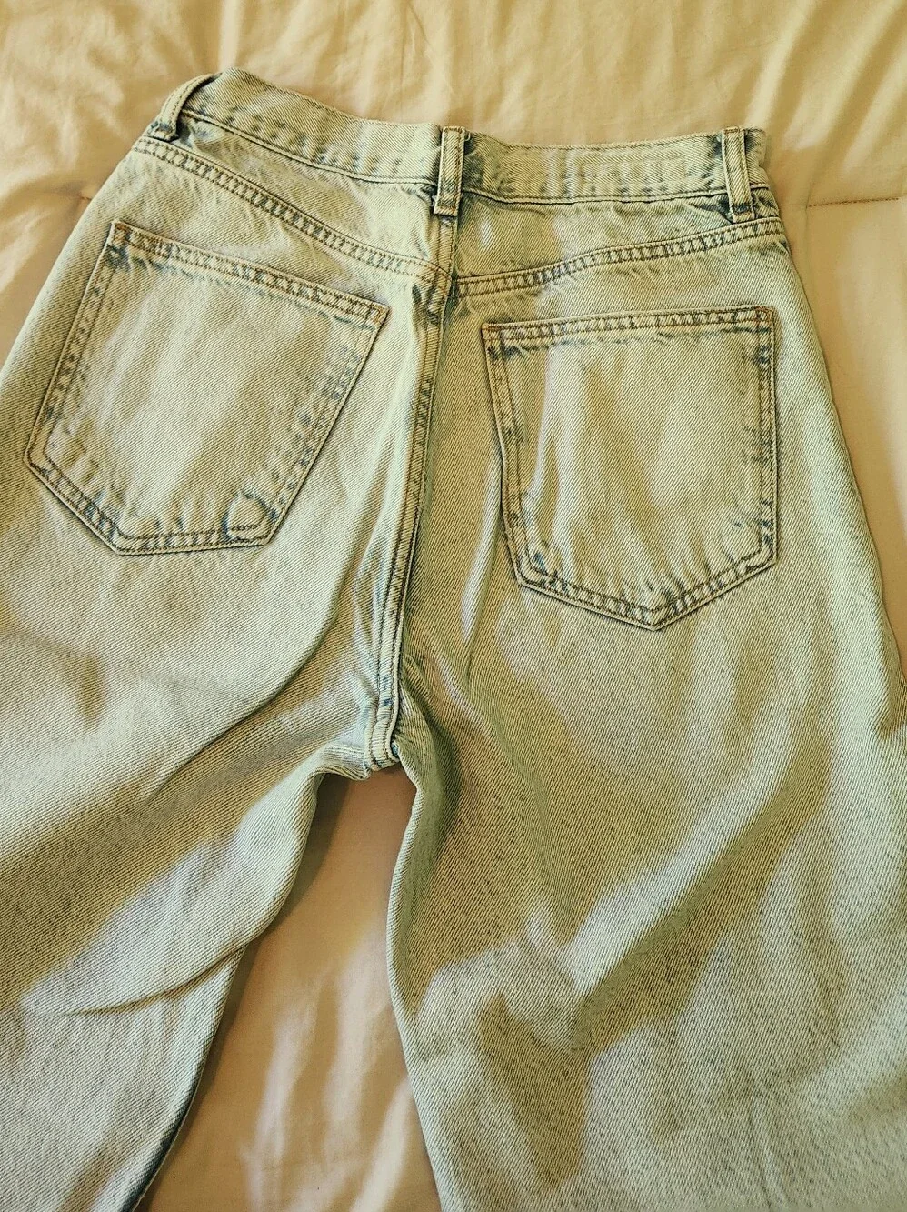 Zara Light Wash Frayed Hem Straight Leg Jeans